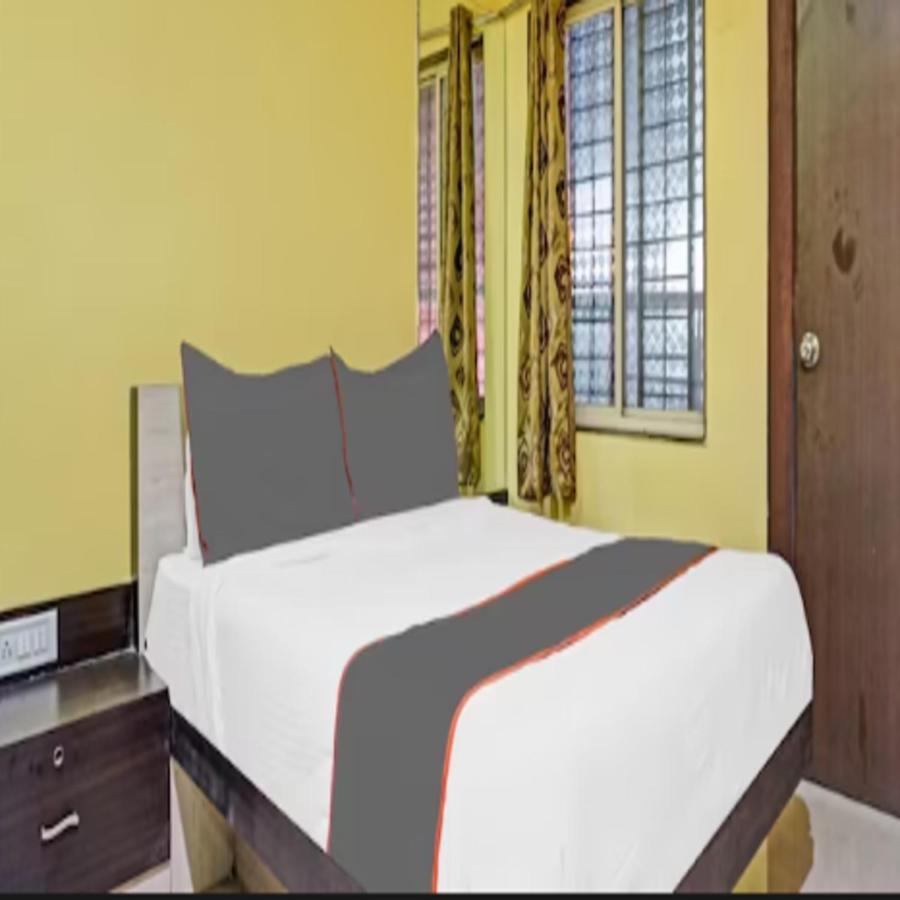 Carnival Hotel Пюн Екстериор снимка